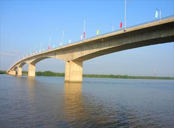 Cầu Hàm Luông - Bến Tre